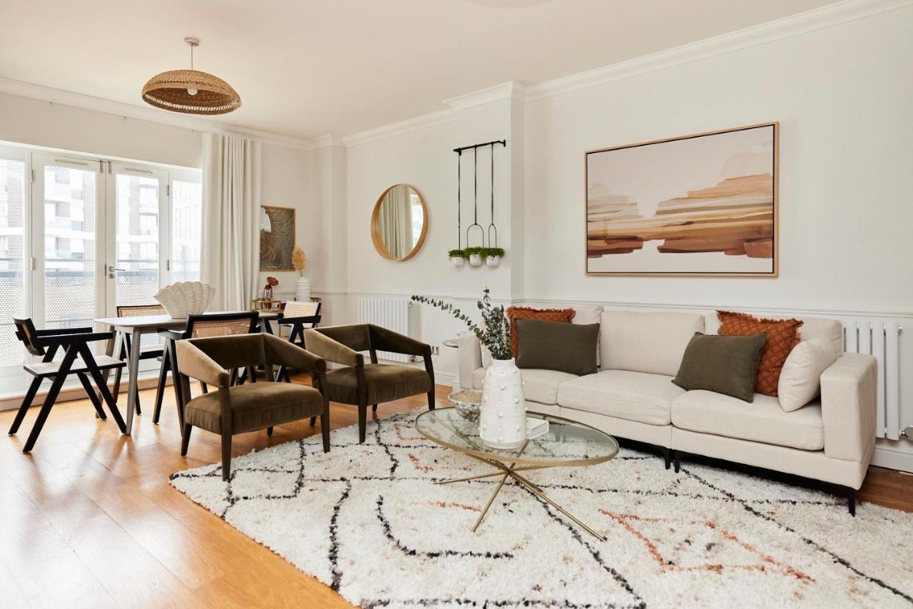Appartamento The Cotton Row Place - Bright 2bdr Flat Londra